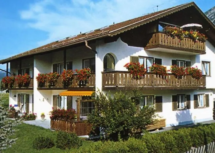Apartments- Und Ferienhaus Anton